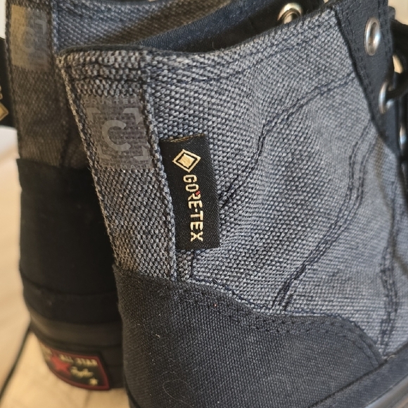 Converse Black High-Top Sneakers with Sturdy Design NWOT - Picture 7 of 12